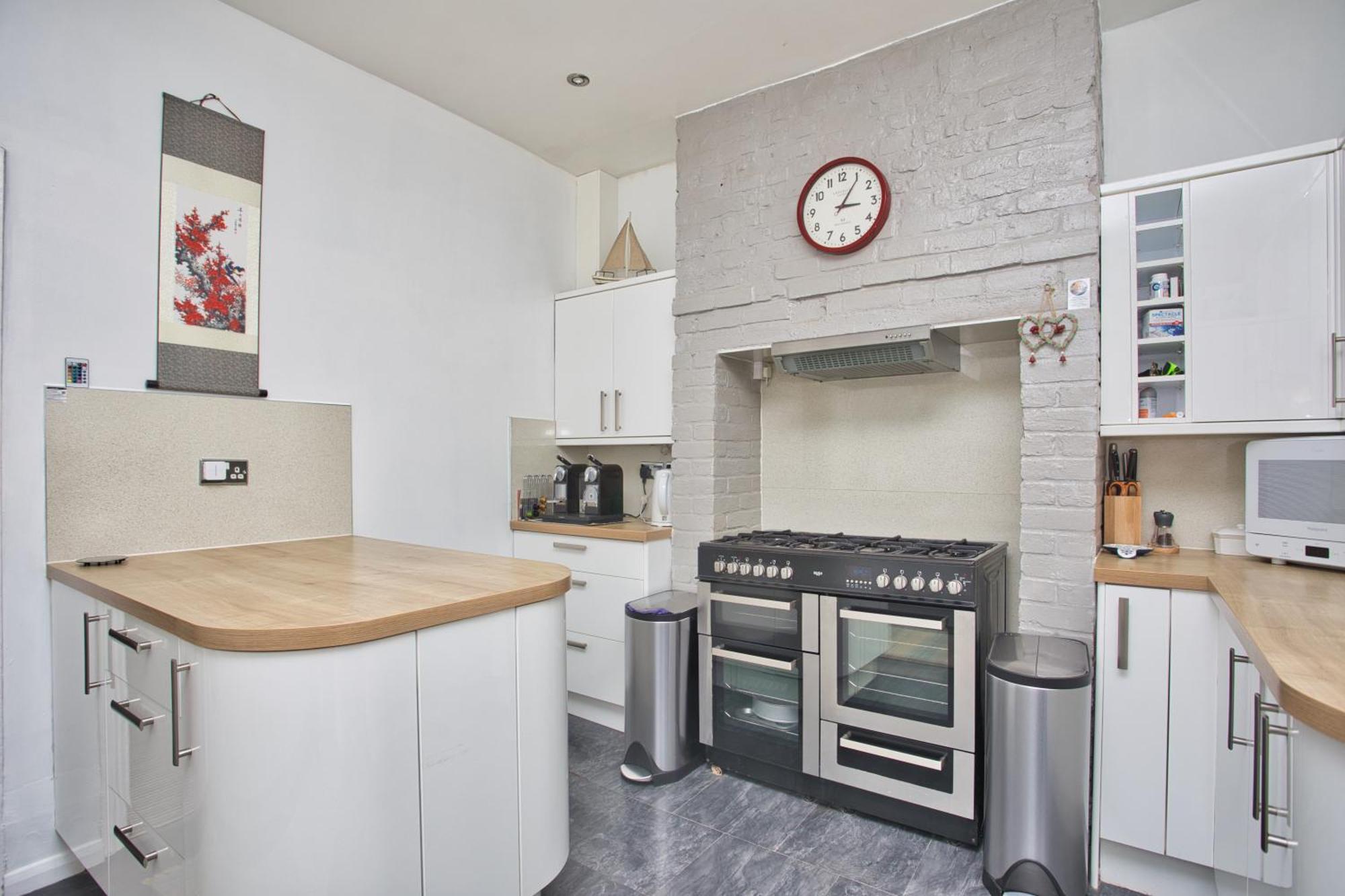 Spacious Seaside Escape In The Heart Of Deal, 4 Mins From The Beach Eksteriør billede